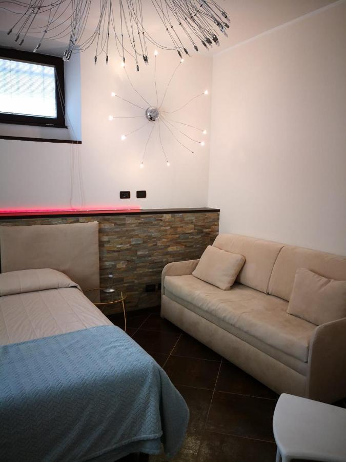 La Porta Rossa Apartment Vado Ligure Exterior photo